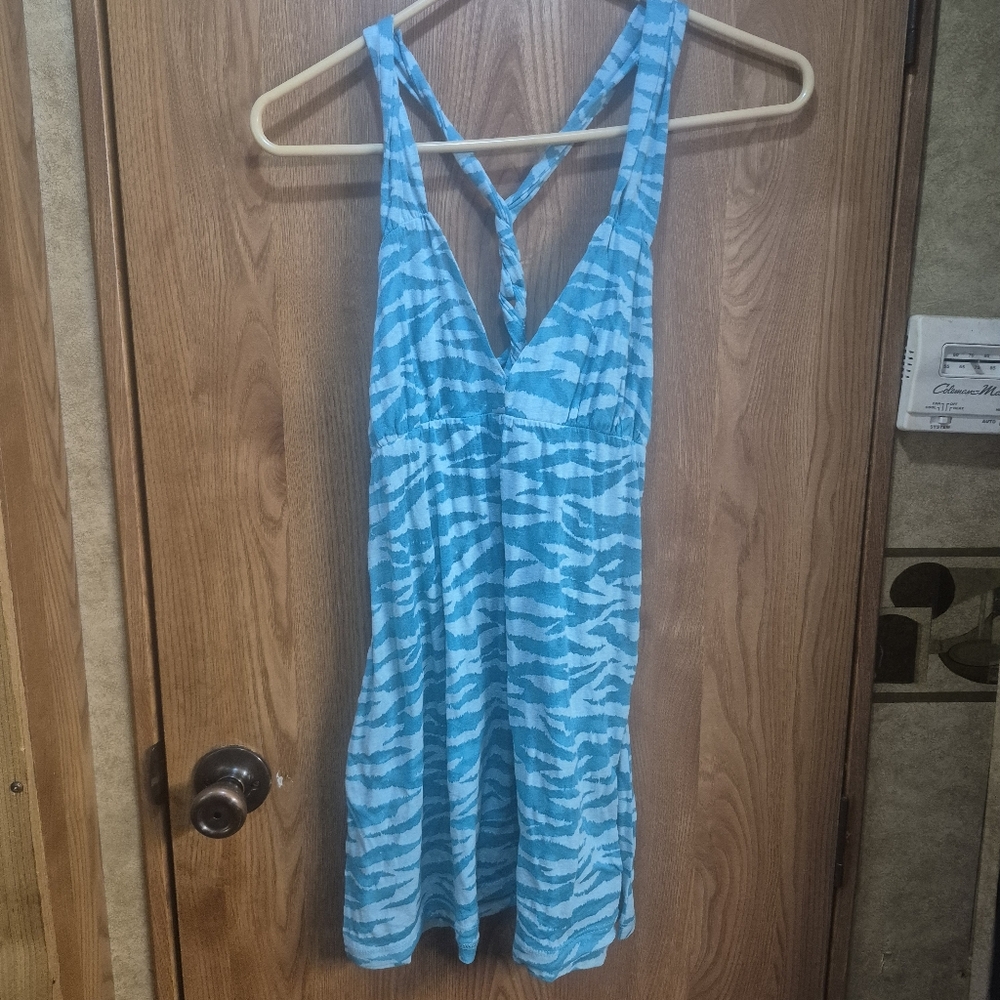 Arizona Jean Company Teal and Aqua Zebra-Pattern Tank Top.   Box 39